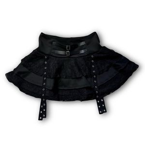 Goth coquette hot topic lace buckle ruffle mini skirt M